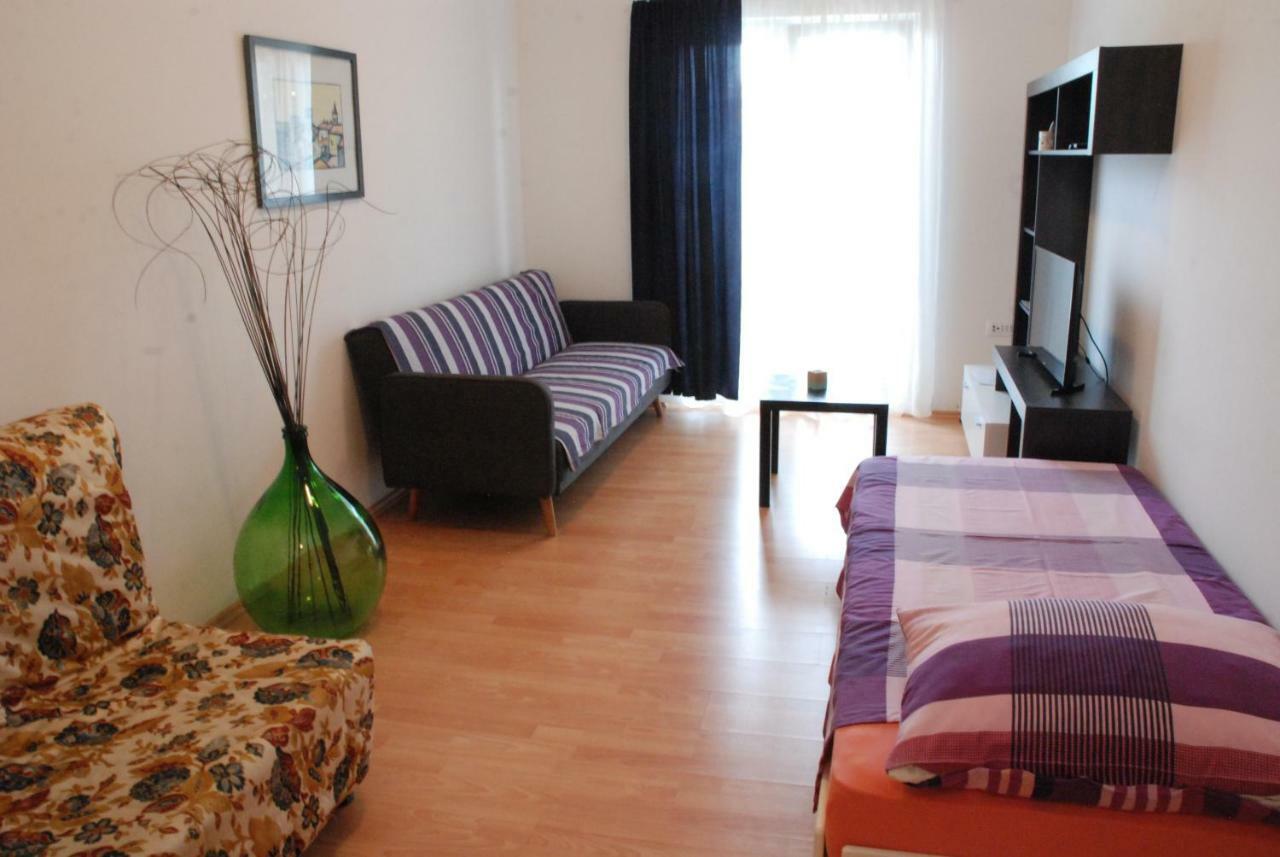 Apartmani Radin Rosini 外观 照片